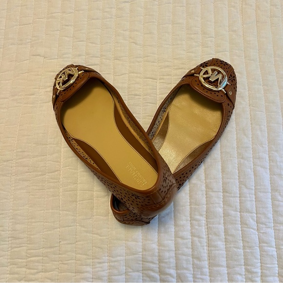 Michael Kors Lillie Leather Moccasin - Picture 2 of 6